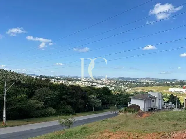 Terreno com 542m², à venda, no bairro Condomínio Residencial Campos do Conde em Bragança Paulista