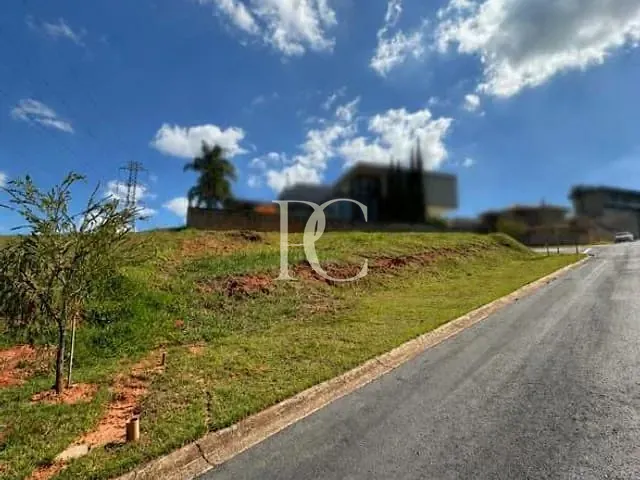 Terreno com 542m², à venda, no bairro Condomínio Residencial Campos do Conde em Bragança Paulista