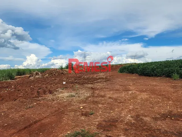 Terreno com 198900m², à venda, no bairro Área Rural de Boituva, Bairro do Pinhal em Boituva