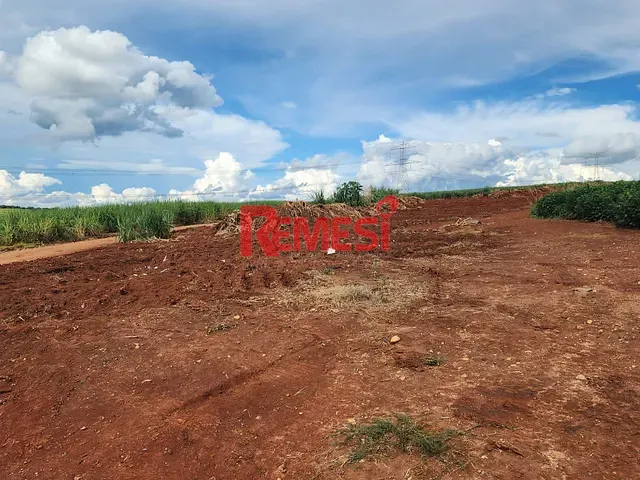Terreno com 198900m², à venda, no bairro Área Rural de Boituva, Bairro do Pinhal em Boituva