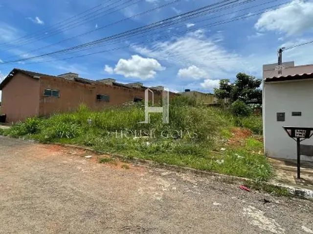 Terreno com 250m², à venda, no bairro Residencial Kátia em Goiânia