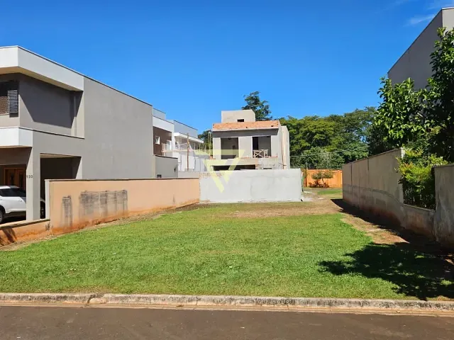 Terreno com 304m², à venda, no bairro Jd Guaporé em Ribeirão Preto