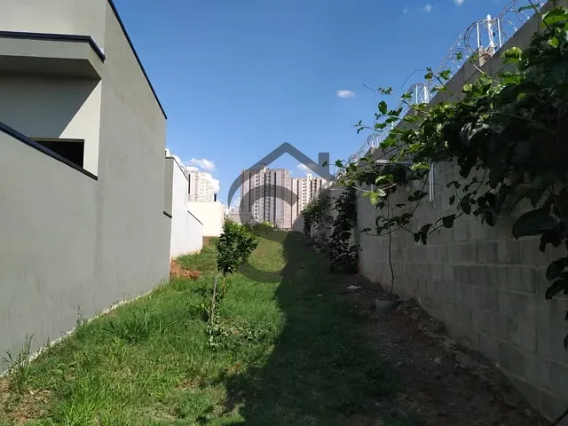 Terreno com 301m², à venda, no bairro Estância Hípica em Nova Odessa