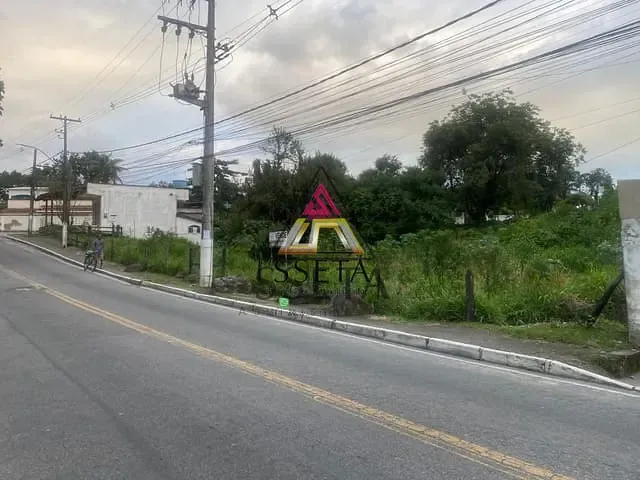 Terreno com 2082m², à venda, no bairro Caneca Fina em Guapimirim