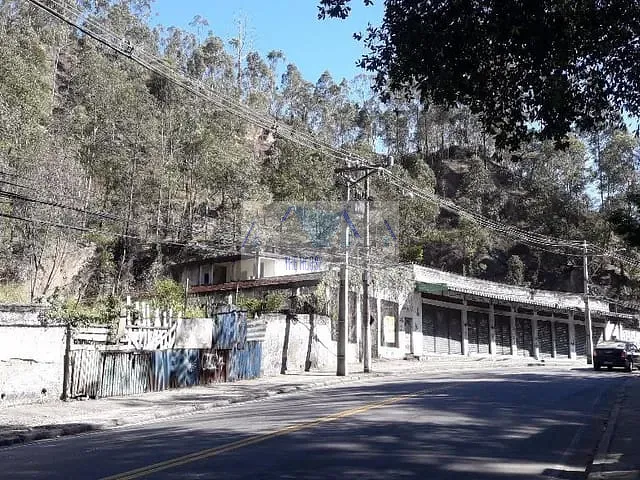 Terreno com 12000m², à venda, no bairro Fonseca em Niterói