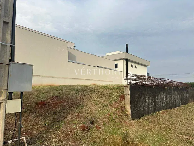 Terreno com 200m², à venda, no bairro Olímpico em Londrina