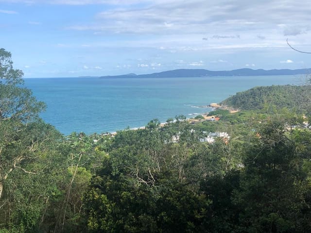 Foto do Terreno - Terreno à Venda, Vista Mar na Praia do Estaleirinho, Balneário Camboriú, SC | Versailles Brasil