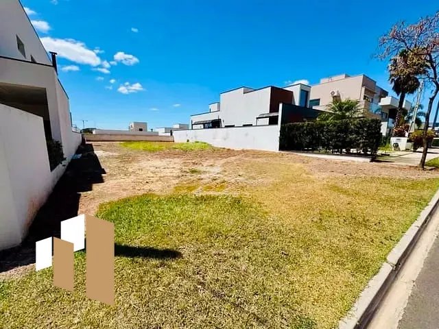 Terreno com 300m², à venda, no bairro Vila Romão em Salto