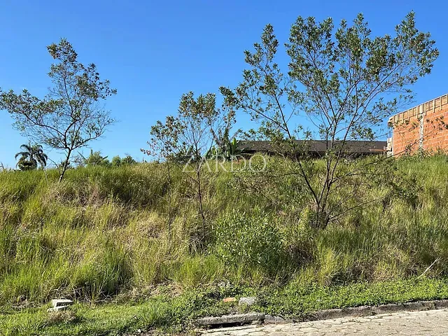 Terreno com 455m², à venda, no bairro Areias do meio em Governador Celso Ramos