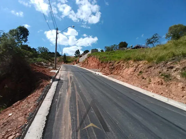 Terreno com 1125m², à venda, no bairro Jd Belvedere do Lago em Serra Negra