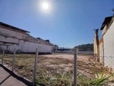 Terreno à Venda em Santa Terezinha