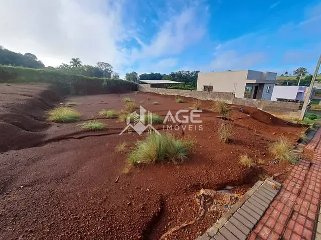 Terreno com 360m², à venda, no bairro Maria Clara em Erechim