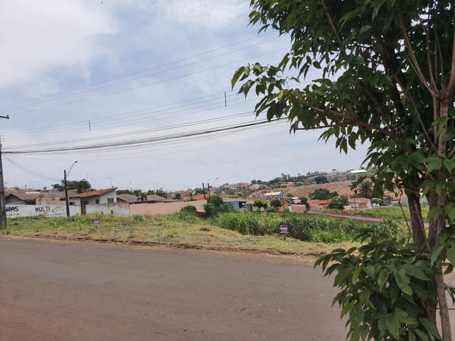 Terreno com 300m², à venda, no bairro Centro em Ibiporã
