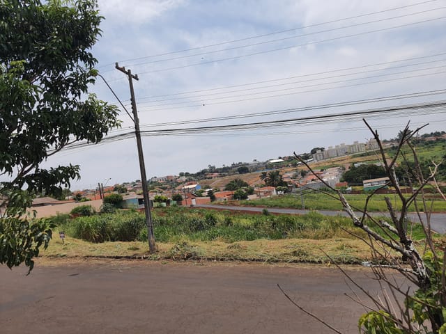 Terreno com 300m², à venda, no bairro Centro em Ibiporã