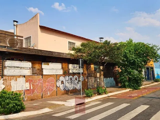 Terreno com 427m², à venda, no bairro Barra Funda em São Paulo