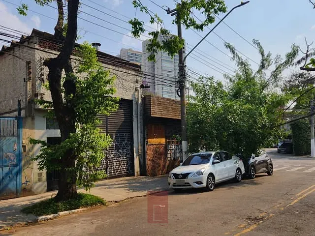 Terreno com 427m², à venda, no bairro Barra Funda em São Paulo