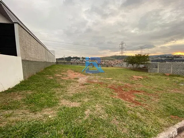 Terreno com 360m², à venda, no bairro Loteamento Residencial Dolce Vita em Itatiba