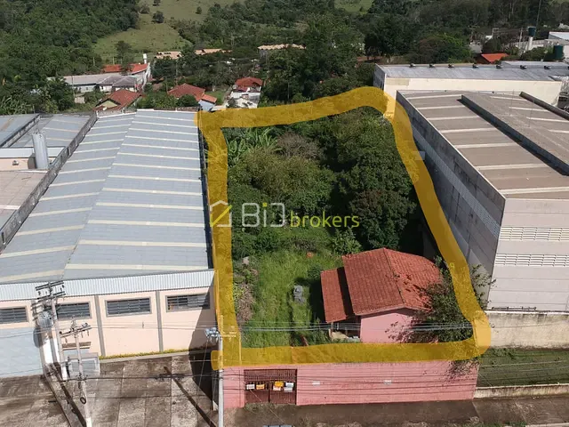 Terreno com 2113m², à venda, no bairro Ribeirão dos Porcos em Atibaia