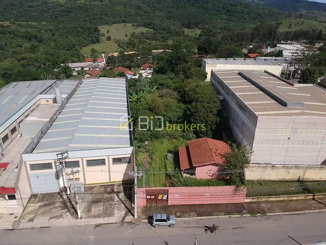 Terreno com 2113m², à venda, no bairro Ribeirão dos Porcos em Atibaia