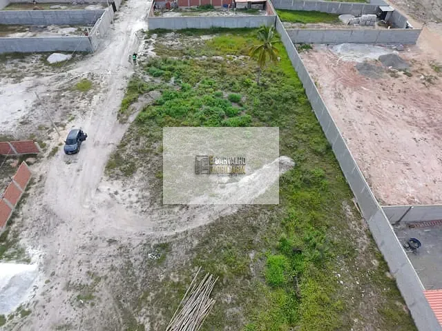 Terreno com 360m², à venda, no bairro Cururupe em Ilhéus