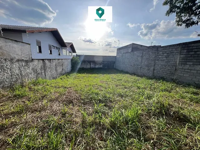 Terreno com 300m², à venda, no bairro Parque São Luiz em Jundiaí