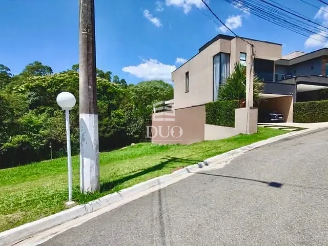 Terreno com 400m², à venda, no bairro Aldeia da Serra em Santana de Parnaíba