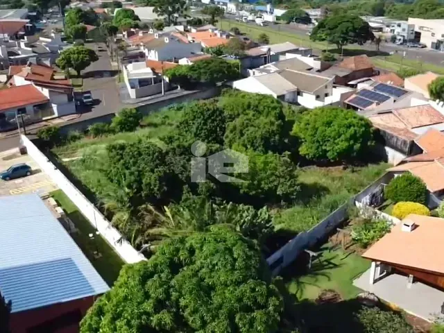 Terreno com 1880m², à venda, no bairro Vila Oliveira em Rolândia