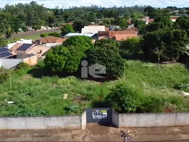 Terreno com 1880m², à venda, no bairro Vila Oliveira em Rolândia