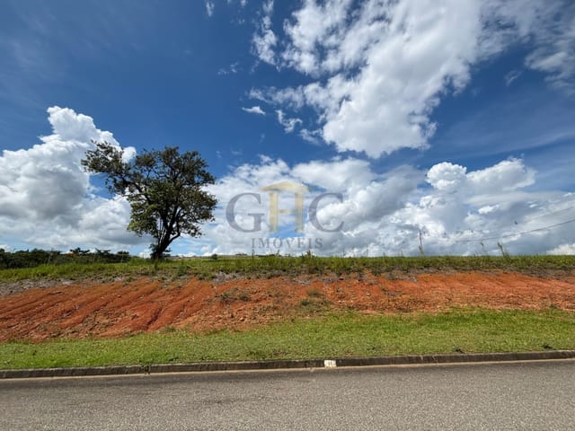 Terreno com 1040m² 3 quartos e 4 banheiros, à venda, no bairro CONDOMÍNIO RESERVA SÃO JOSÉ em SALTO DE PIRAPORA