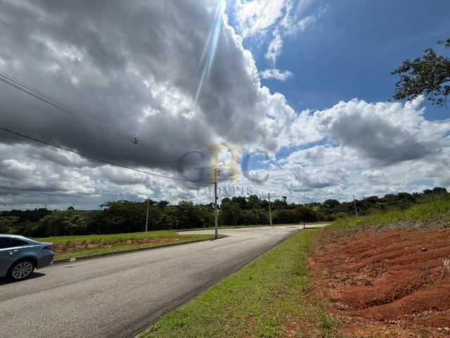 Terreno com 1040m² 3 quartos e 4 banheiros, à venda, no bairro CONDOMÍNIO RESERVA SÃO JOSÉ em SALTO DE PIRAPORA