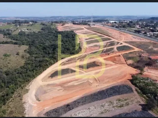 Terreno com 250m², à venda, no bairro Condomínio Parque Raposo Tavares em Araçoiaba da Serra