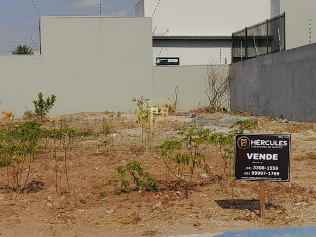 Terreno com 340m², à venda, no bairro Jardim Araguaia em Nova Mutum