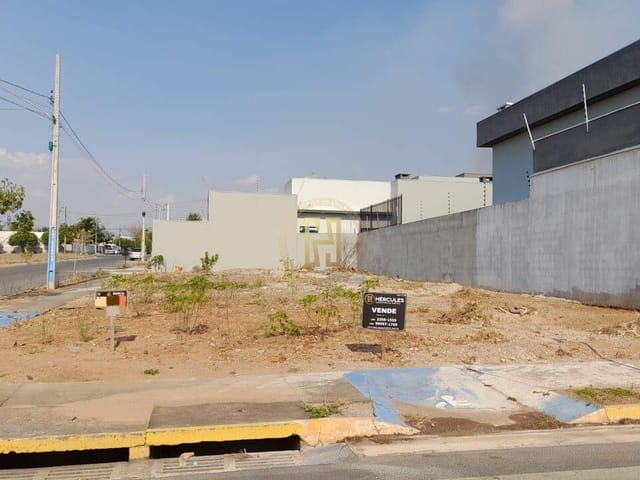 Terreno com 340m², à venda, no bairro Jardim Araguaia em Nova Mutum