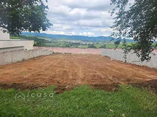 Terreno com 840m², à venda, no bairro Chácaras Santa Rita em Caçapava