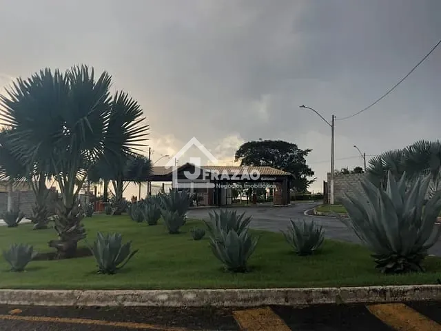 Terreno com 1025m², à venda, no bairro Solar São Francisco II em Trindade