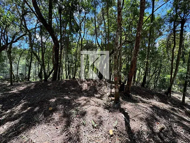 Terreno com 1262m², à venda, no bairro Albuquerque em Teresópolis