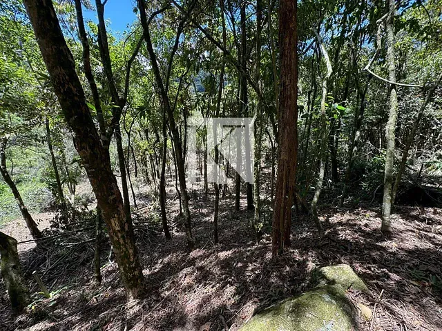 Terreno com 1262m², à venda, no bairro Albuquerque em Teresópolis