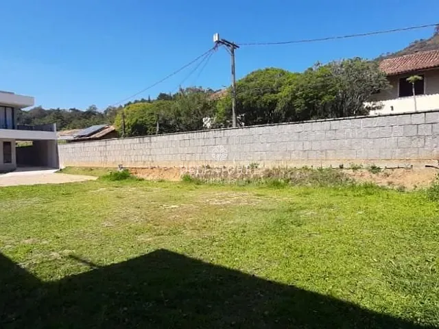 Terreno com 340m², à venda, no bairro Parque do Imbui em Teresópolis