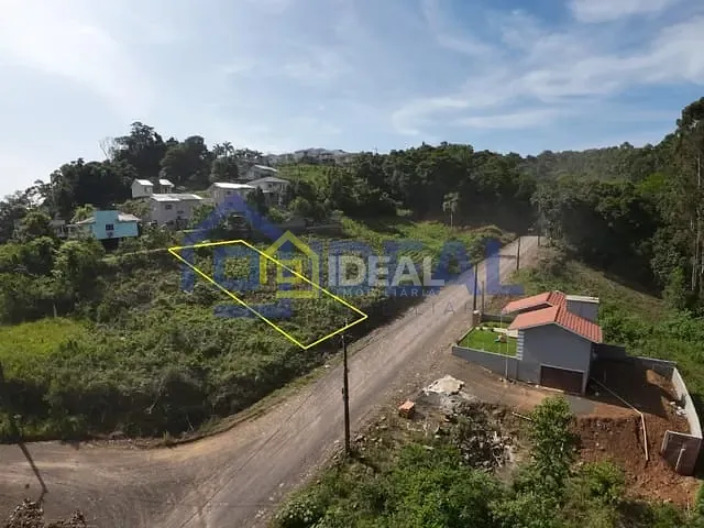 Terreno com 450m², à venda, no bairro Poente do Sol em Concórdia