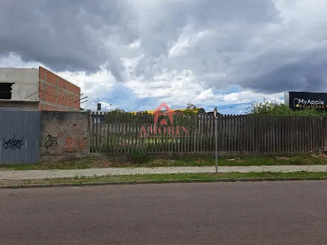 Terreno com 759m², para alugar, no bairro Portão em Curitiba