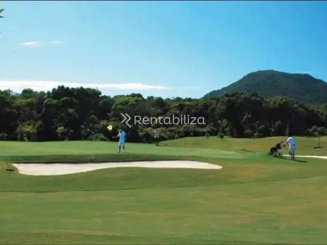 Terreno com 832m², à venda, no bairro Ingleses em Florianópolis