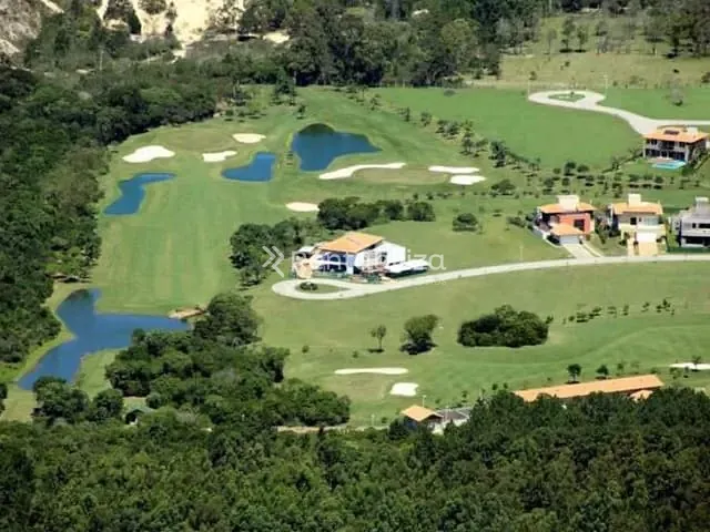 Terreno com 832m², à venda, no bairro Ingleses em Florianópolis