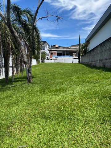 Terreno com 570m², à venda, no bairro Condomínio do Lago 1ª Etapa em Goiânia