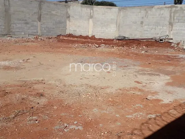 Terreno com 325m², para alugar, no bairro Vila Lucy em Goiânia