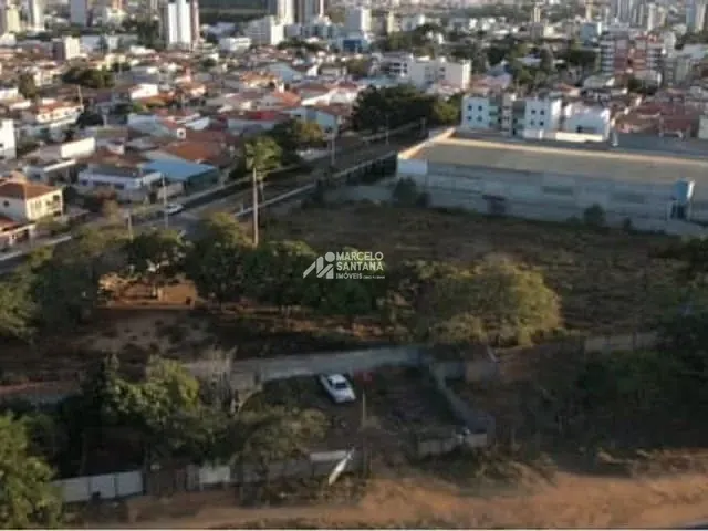Terreno com 6612m², à venda, no bairro Alto Maron em Vitória da Conquista