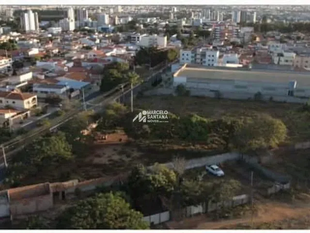 Terreno com 6612m², à venda, no bairro Alto Maron em Vitória da Conquista