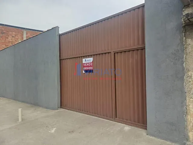 Terreno com 850m², à venda, no bairro Praia do Imperador em Magé