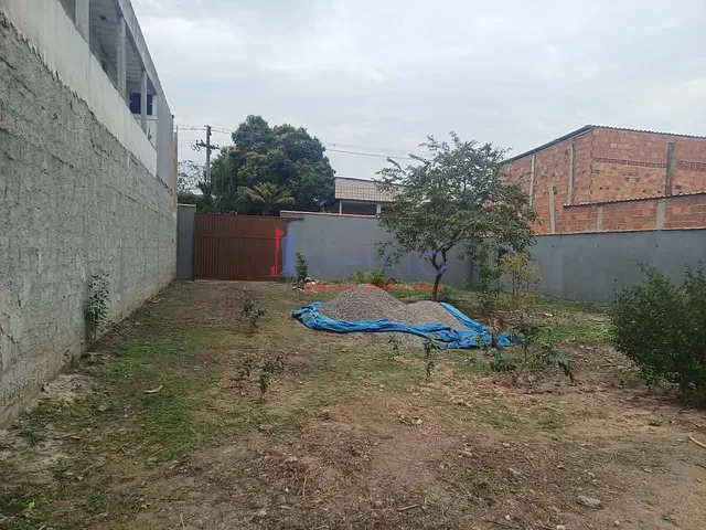 Terreno com 850m², à venda, no bairro Praia do Imperador em Magé