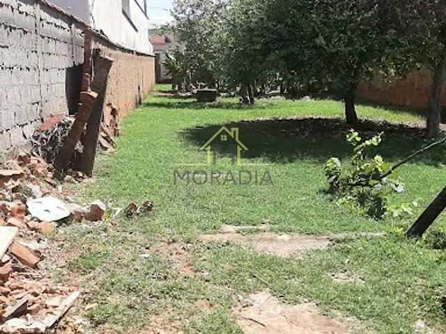 Terreno com 416m², à venda, no bairro Parque das Orquideas em Guaxupé