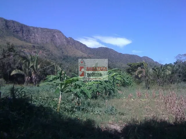 Terreno com 146000m², à venda, no bairro Centro em Alto Paraíso de Goiás